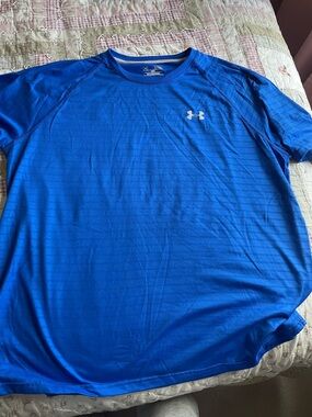 Under Armour Men’s Short Sleeve Athletic Tee in Royal Blue with White Logo